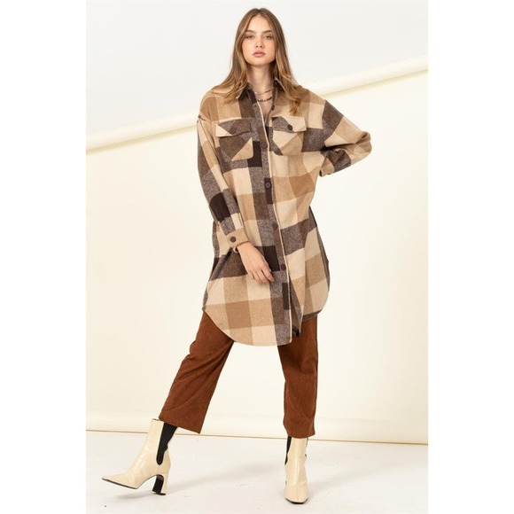 Trendy Throwback Checkered Shacket - Picture 9 of 10